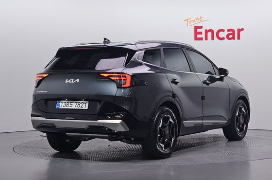 Kia Sportage Gasoline 1.6 Turbo 2WD Signature — пробег 8 196 км — фото 2 из 5
