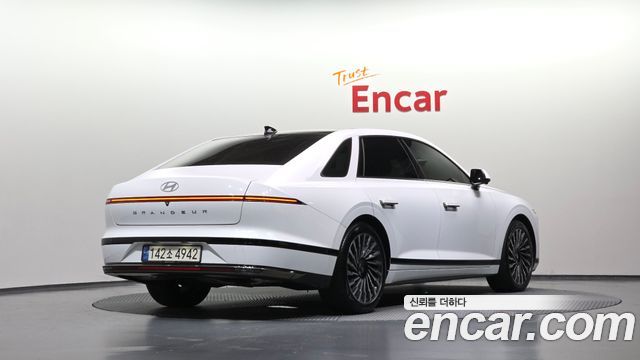 Hyundai Grandeur из Кореи Encar