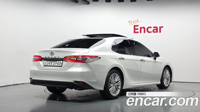 Toyota Camry из Кореи Encar