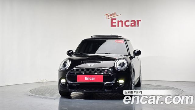 Mini Cooper Standard Third Generation — пробег 67 763 км — фото 3 из 5