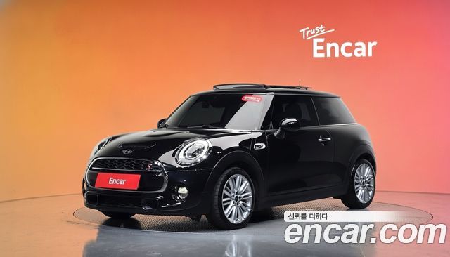 Mini Cooper Standard Third Generation — пробег 67 763 км — фото 1 из 5