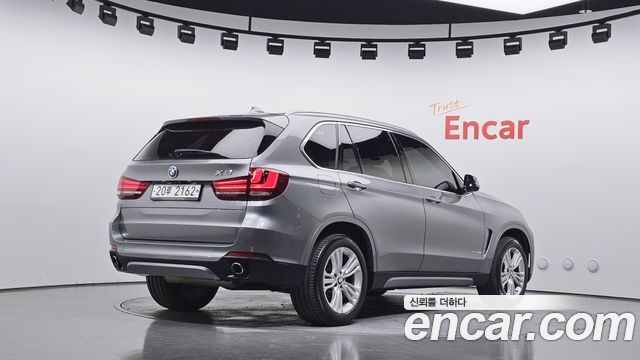 BMW X5 xDrive 30d — пробег 64 473 км — фото 2 из 5