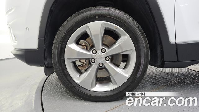 Jeep Cherokee из Кореи Encar