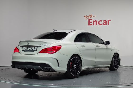 Mercedes-Benz CLA-Class CLA45 AMG 4MATIC — пробег 86 451 км — фото 2 из 5