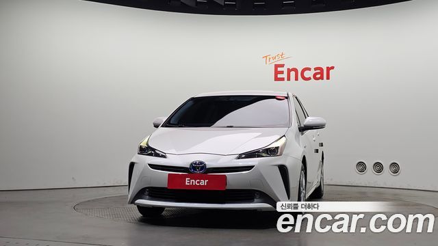 Toyota Prius 1.8 — пробег 80 972 км — фото 3 из 5