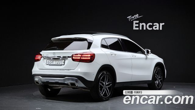 Mercedes-Benz GLA-Class из Кореи Encar