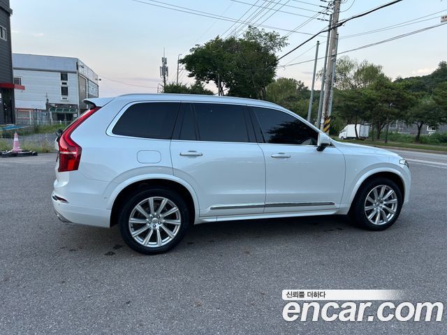 Volvo XC90 D5 Inscription — пробег 136 237 км — фото 4 из 5