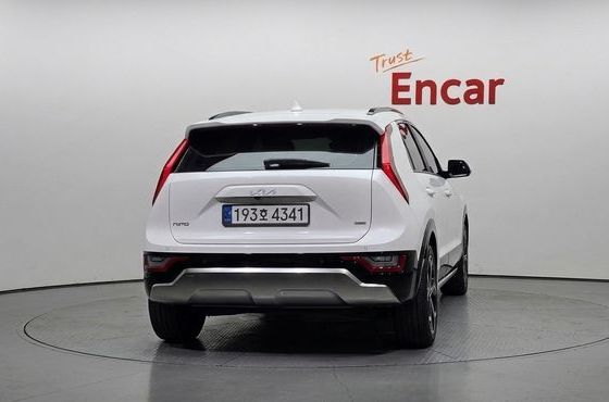 Kia Niro Signature — пробег 117 022 км — фото 4 из 5