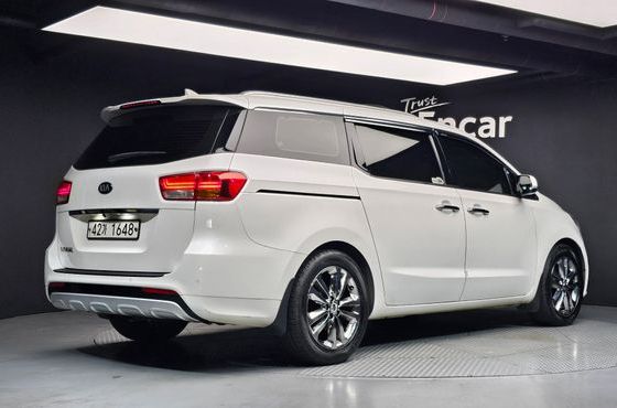 Kia Carnival 9-seater Noblesse — пробег 135 351 км — фото 2 из 5