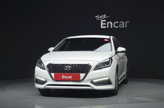 Hyundai Sonata 2.0 HEV Smart — пробег 100 987 км — фото 3 из 5