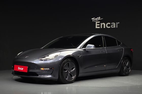 Tesla Model 3 Long Range AWD — пробег 185 204 км — фото 1 из 5