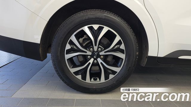 Kia Carnival Diesel 9-Seater Noblesse — пробег 155 758 км — фото 5 из 5