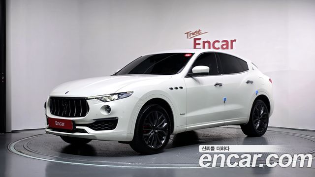 Maserati Levante 3.0 AWD GranLusso — пробег 110 087 км — фото 1 из 5