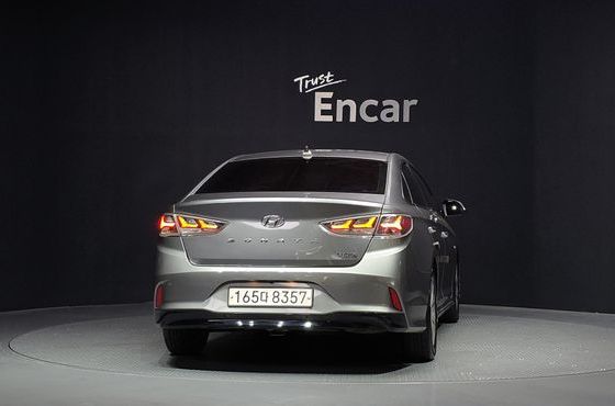 Hyundai Sonata Modern — пробег 179 004 км — фото 4 из 5