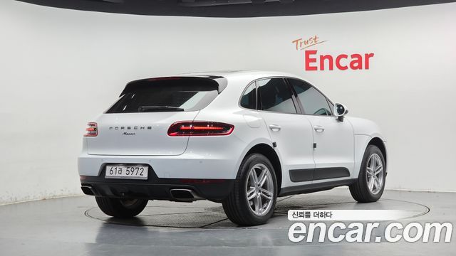 Porsche Macan из Кореи Encar
