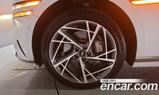 Genesis G90 из Кореи Encar