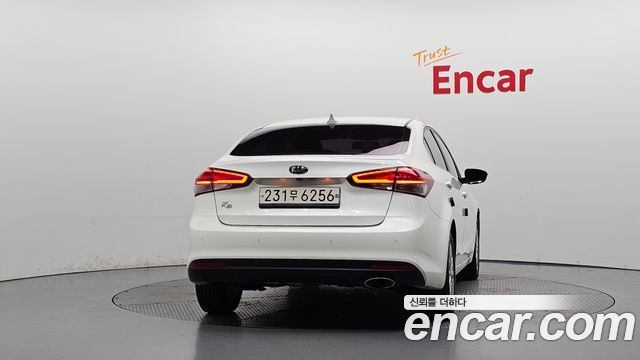 Kia K3 из Кореи Encar