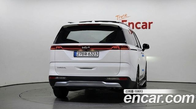 Kia Carnival из Кореи Encar