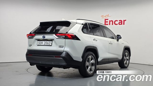 Toyota RAV4 2.5 4WD Hybrid — пробег 85 544 км — фото 2 из 5