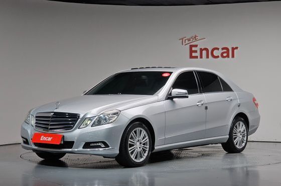 Mercedes-Benz E-Class E300 Elegance — пробег 82 713 км — фото 1 из 5