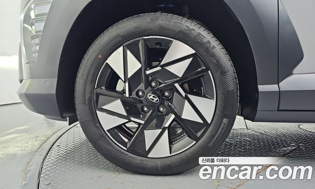 Hyundai Kona из Кореи Encar