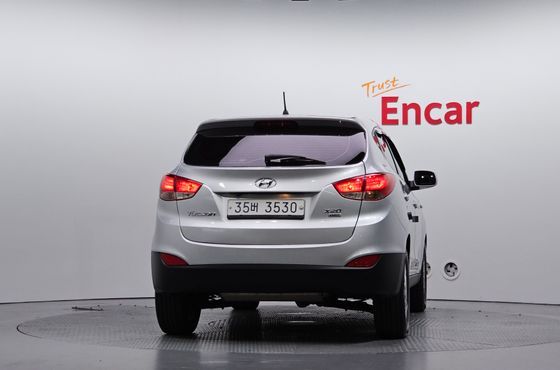 Hyundai Tucson Diesel 2WD X20 Luxury — пробег 200 513 км — фото 4 из 5