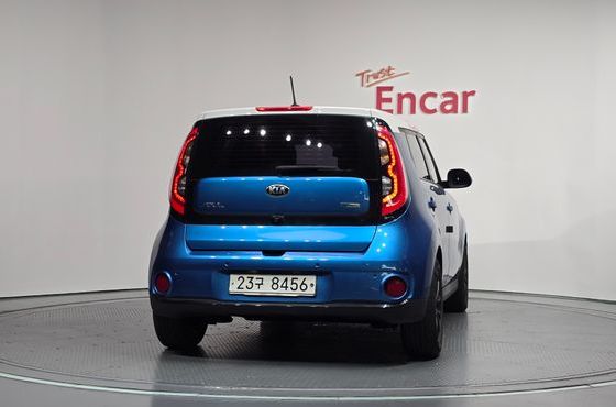 Kia Soul EV — пробег 149 275 км — фото 4 из 5