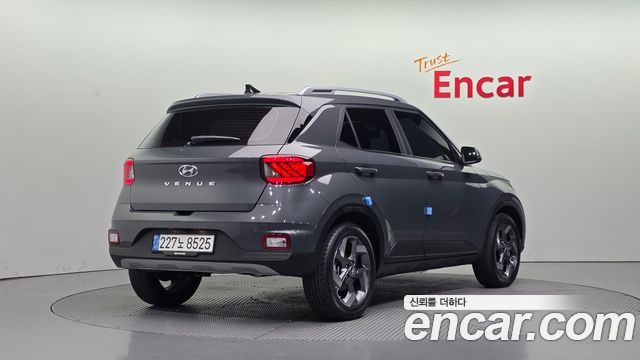Hyundai Venue 1,6 Premium — пробег 6 395 км — фото 2 из 5
