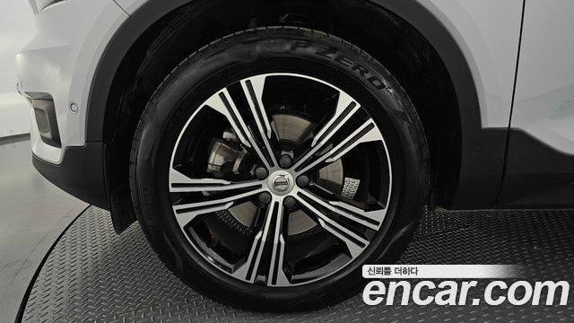 Volvo XC40 из Кореи Encar