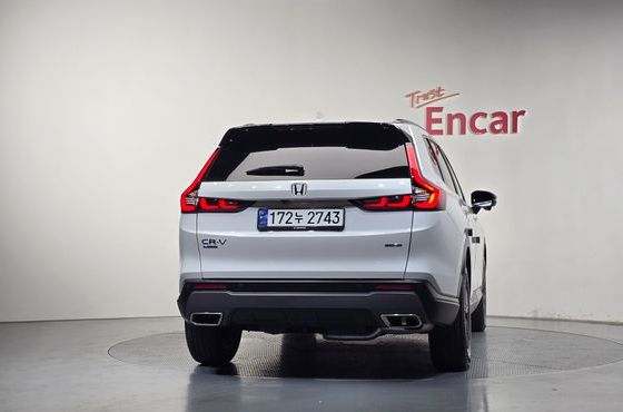 Honda CR-V 2.0 Hybrid Touring 2WD — пробег 29 049 км — фото 4 из 5