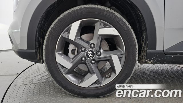 Hyundai Venue из Кореи Encar
