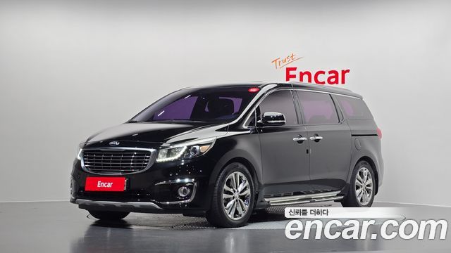 Kia Carnival 9-seater Prestige — пробег 98 002 км — фото 1 из 5