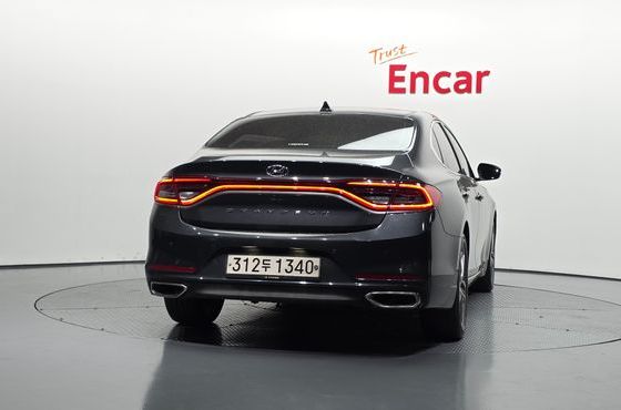 Hyundai Grandeur 2.4 Premium Special — пробег 186 858 км — фото 4 из 5