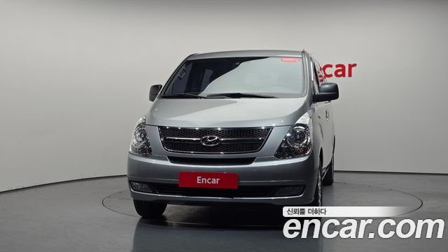 Hyundai Starex 12-Seater Wagon CVX Premium — пробег 63 007 км — фото 3 из 5