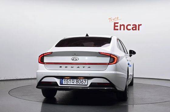 Hyundai Sonata 2.0 Premium — пробег 128 227 км — фото 4 из 5