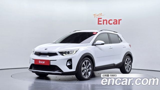 Kia Stonic из Кореи Encar