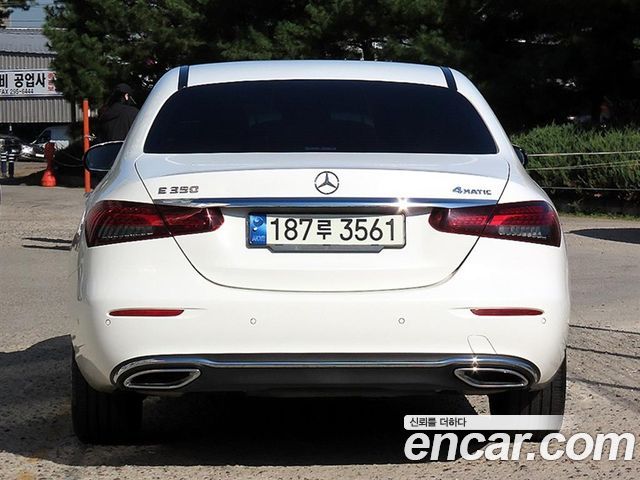 Mercedes-Benz E-Class E350 4MATIC Avantgarde — пробег 52 442 км — фото 4 из 5