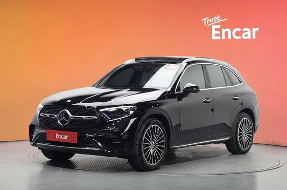 Mercedes-Benz GLC-Class GLC300 4MATIC AMG Line — пробег 40 360 км — фото 1 из 5
