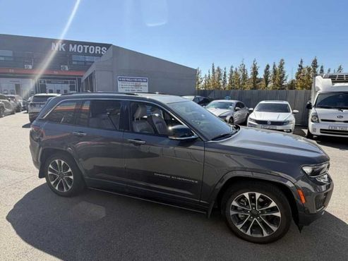Jeep Cherokee 3.6 Overland — пробег 24 793 км — фото 3 из 5