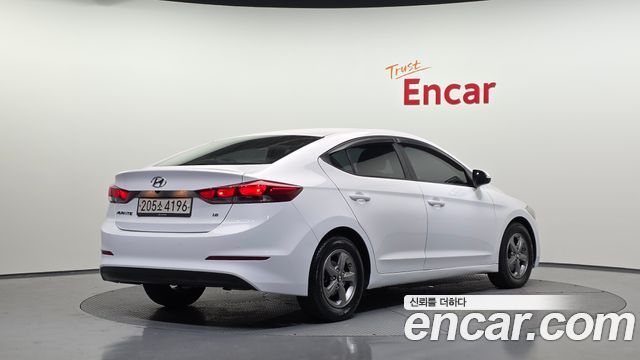 Hyundai AVANTE из Кореи Encar