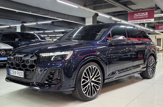 Audi SQ7 4.0 TFSI Quattro — пробег 2 802 км — фото 2 из 5