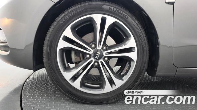 Kia K3 из Кореи Encar