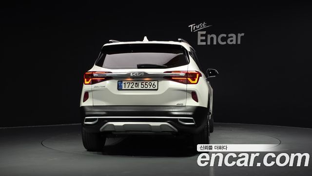 Kia Seltos из Кореи Encar