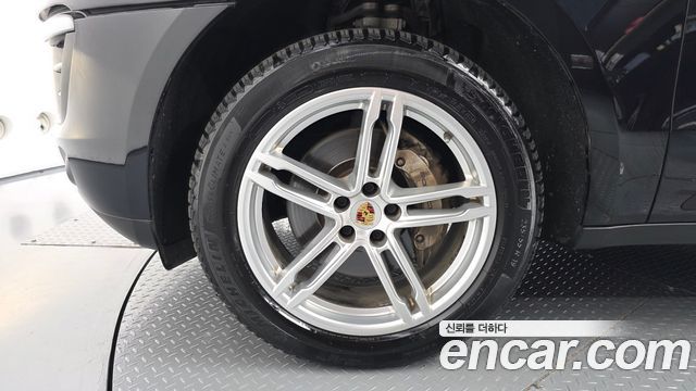 Porsche Macan из Кореи Encar
