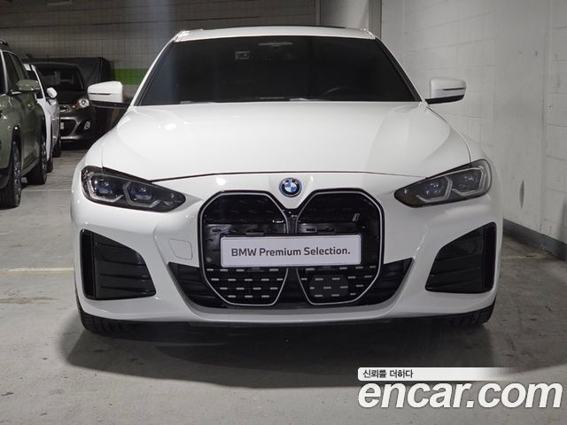 BMW i4 eDrive40 M Sports Pro — пробег 37 330 км — фото 3 из 5