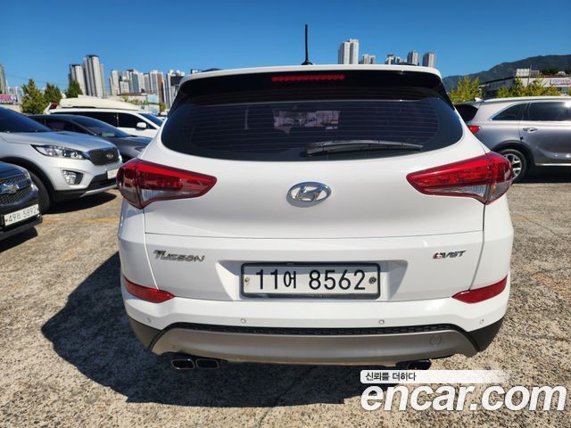 Hyundai Tucson Diesel 2.0 2WD Premium — пробег 133 916 км — фото 4 из 5
