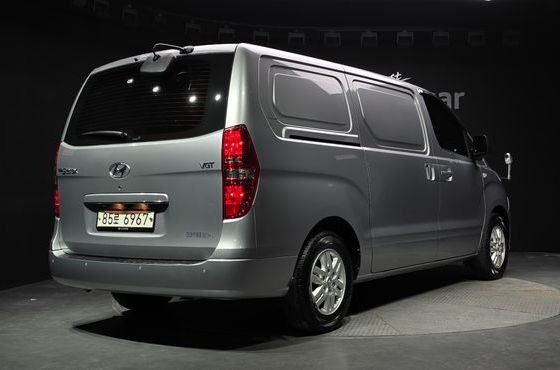 Hyundai Starex Van 3-Seater Smart — пробег 40 927 км — фото 2 из 5
