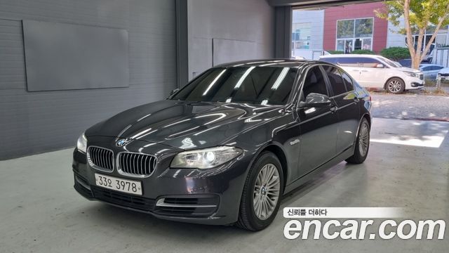 BMW 5-Series 520d xDrive — пробег 106 194 км — фото 1 из 5