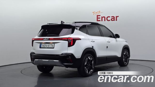 Kia Seltos из Кореи Encar