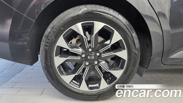 Kia Carnival Diesel 7-Seater Noblesse — пробег 46 941 км — фото 5 из 5